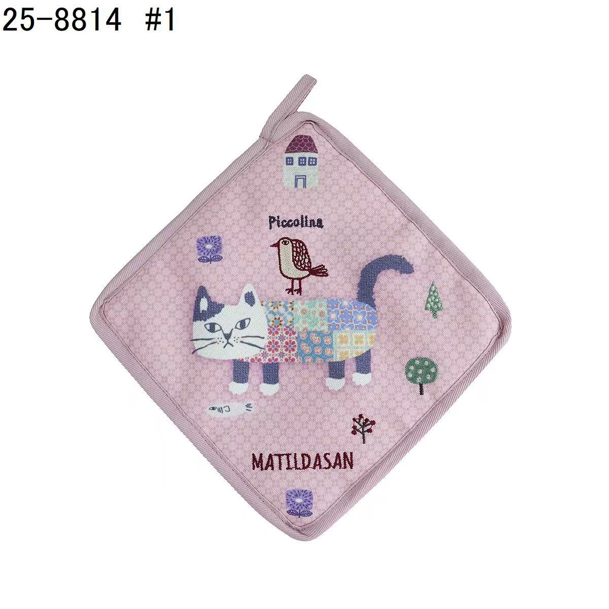 日本Kusuguru正品刺繡貓咪狗子隔熱墊防燙墊餐墊盤墊鍋墊掛式438|爬貓粉色8814-1
