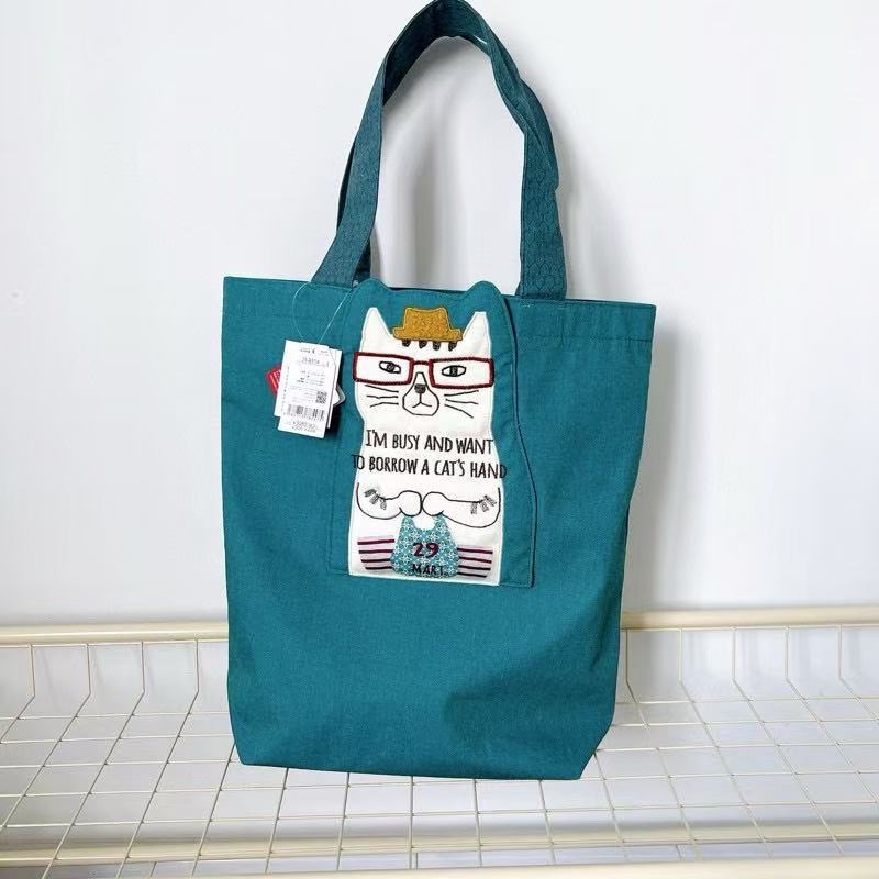 日本Kusuguru正品刺繡眼鏡貓肩背包手提包手提包通勤購物補習400|眼鏡貓藍綠8514-3