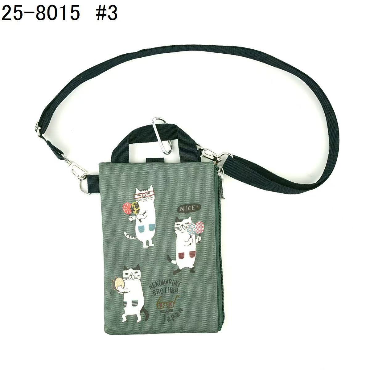 日本Kusuguru正品覆膜貓咪印花斜背包手機包手提包防水包卡通300|綠色8015-3