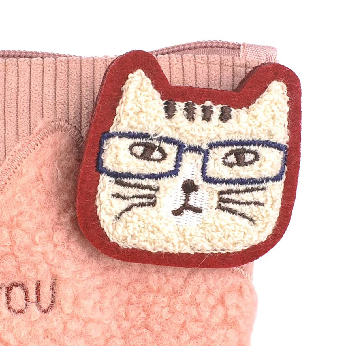 日本kusuguru刺繡眼鏡貓胸針電視劇同款可愛包包衣服裝飾|紅色