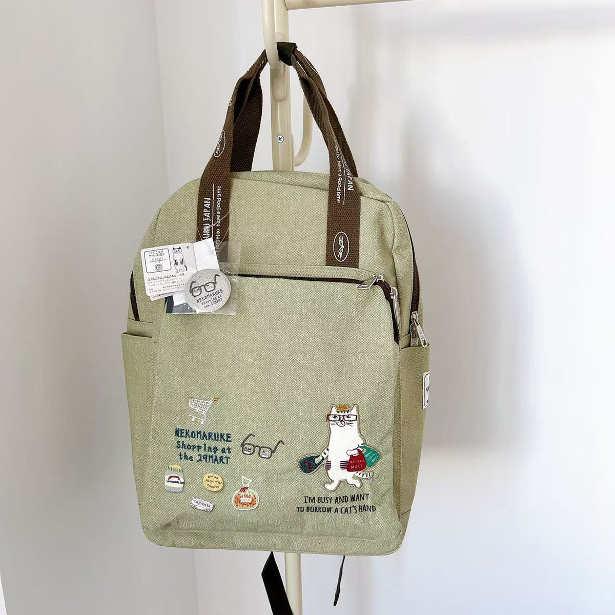 日本Kusuguru正品刺繡貓咪後背包手提包旅行背包媽咪包帆布包400|眼鏡貓米黃8515-2