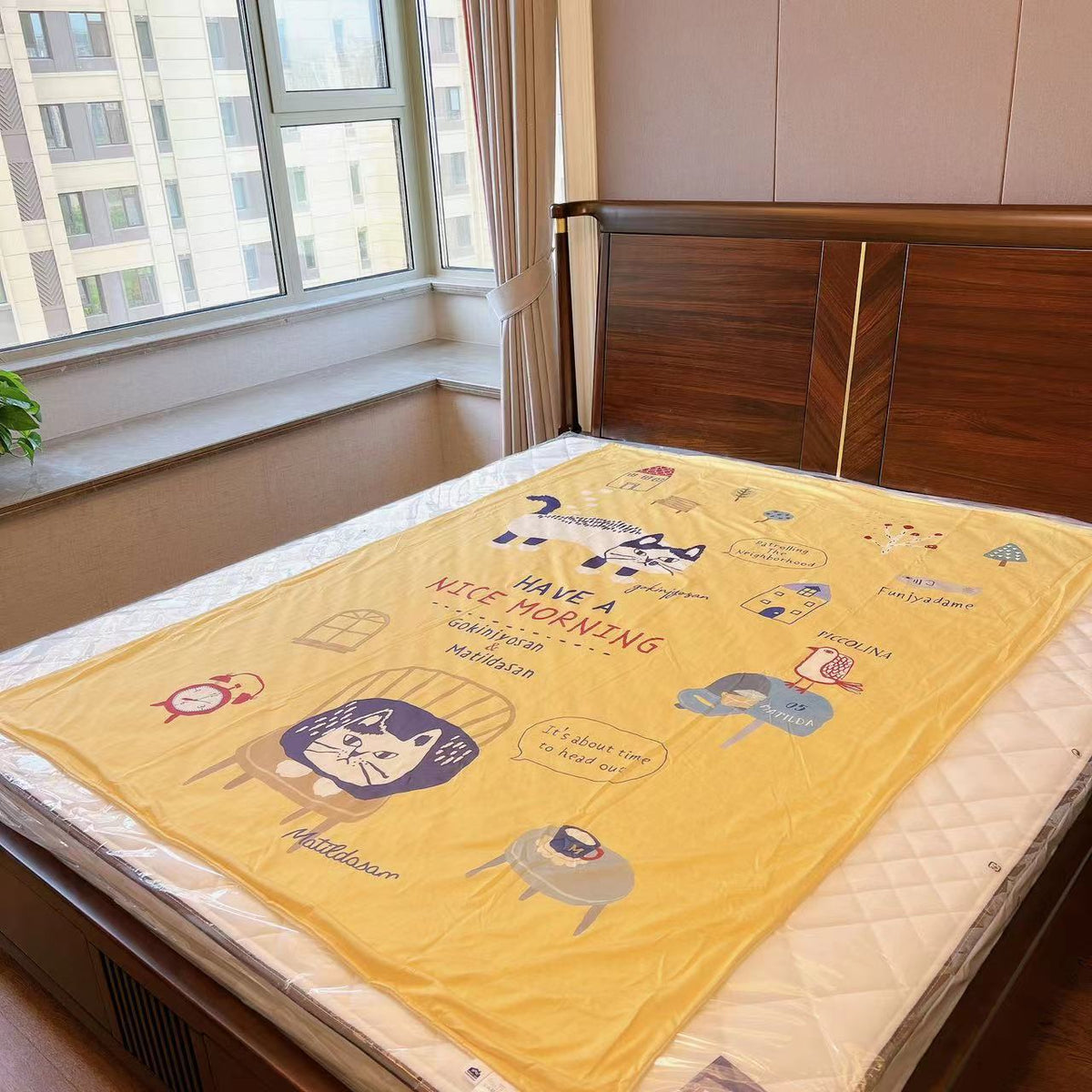日本kusuguru涼感毯數位印貓咪冷氣毯單人蓋毯冷感棉卡通959｜黃色爬貓6331-1／150 × 200 cm