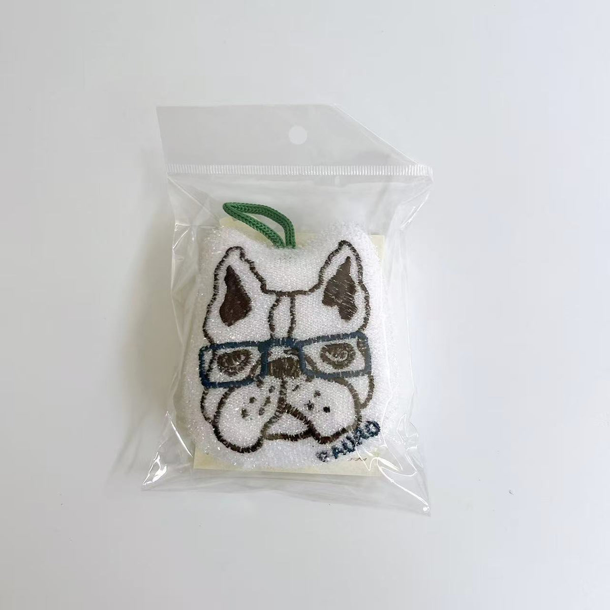 日本Kusuguru正品刺繡貓咪狗子海綿擦清潔海綿去油汙刷鍋布雙面430｜保羅白色8570-1
