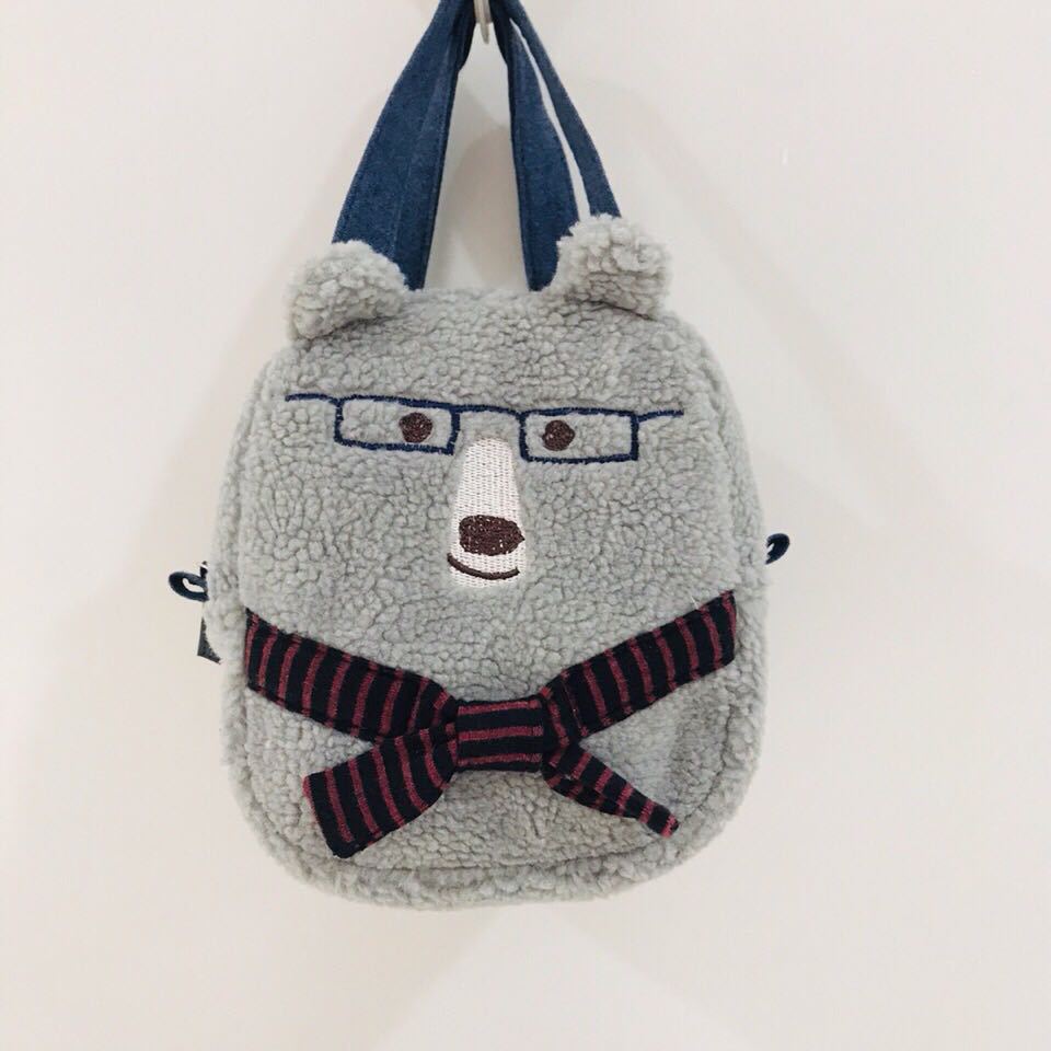 出口日本秋冬新款眼鏡熊刺繡手提包手提包逛街購物包收納包｜淺灰色