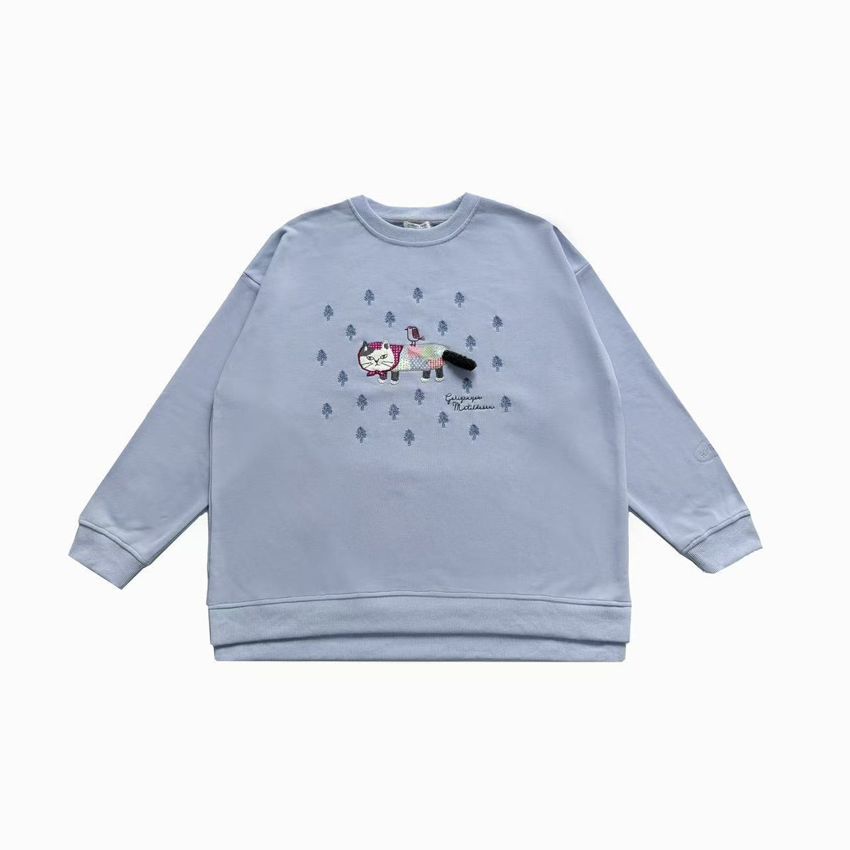 日本Kusuguru正品刺繡貓咪狗子大學T圓領休閒毛圈長袖寬鬆415432｜爬貓淡紫色8632-2／單一尺寸