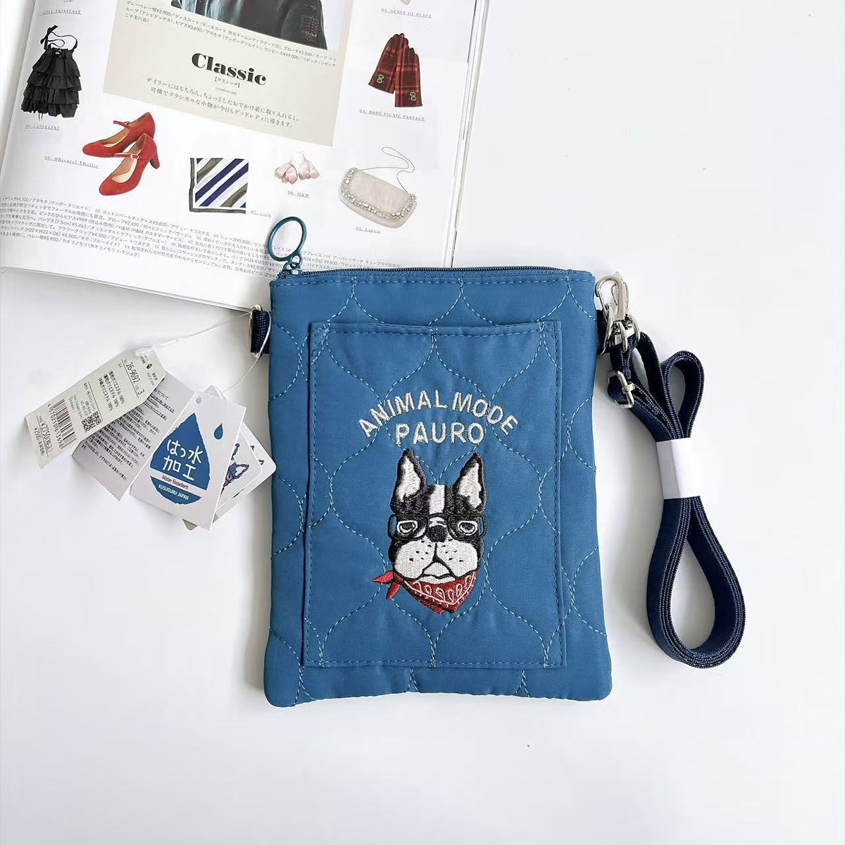 日本Kusuguru正品刺繡保羅法鬥絎縫斜背包肩背包手機包逛街623｜保羅雀藍9692-3