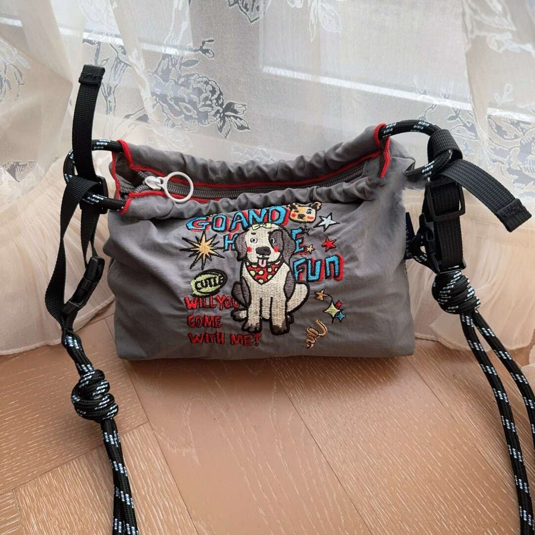 水泥灰領帶狗單肩包【不含肩帶】