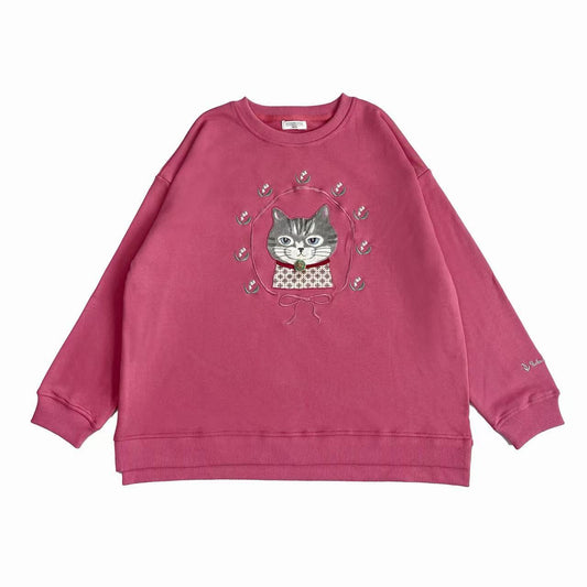 日本Kusuguru正品刺繡貓咪狗子大學T圓領休閒毛圈長袖寬鬆415432｜蜜豆粽子玫粉色8636-2／單一尺寸