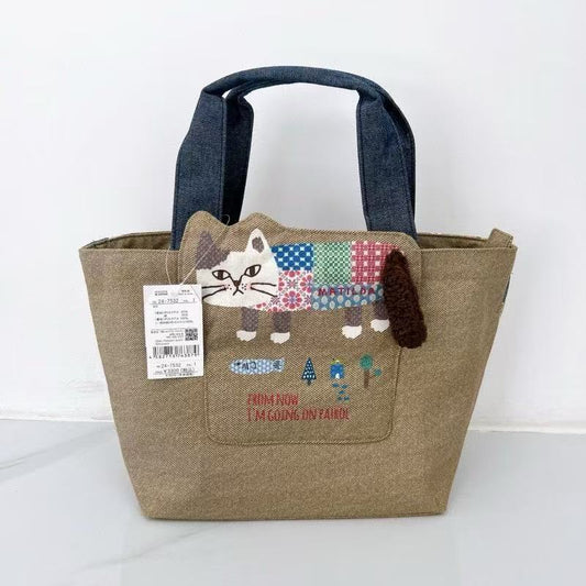 日本Kusuguru正品刺繡爬貓手提包手提包飯盒包逛街購物通勤201｜爬貓卡其7532-1