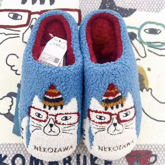 日本Kusuguru正品刺繡提花拖鞋羊絨顆粒地板拖防滑居家保暖鞋保暖421｜眼鏡貓藍8695-2／單一尺寸