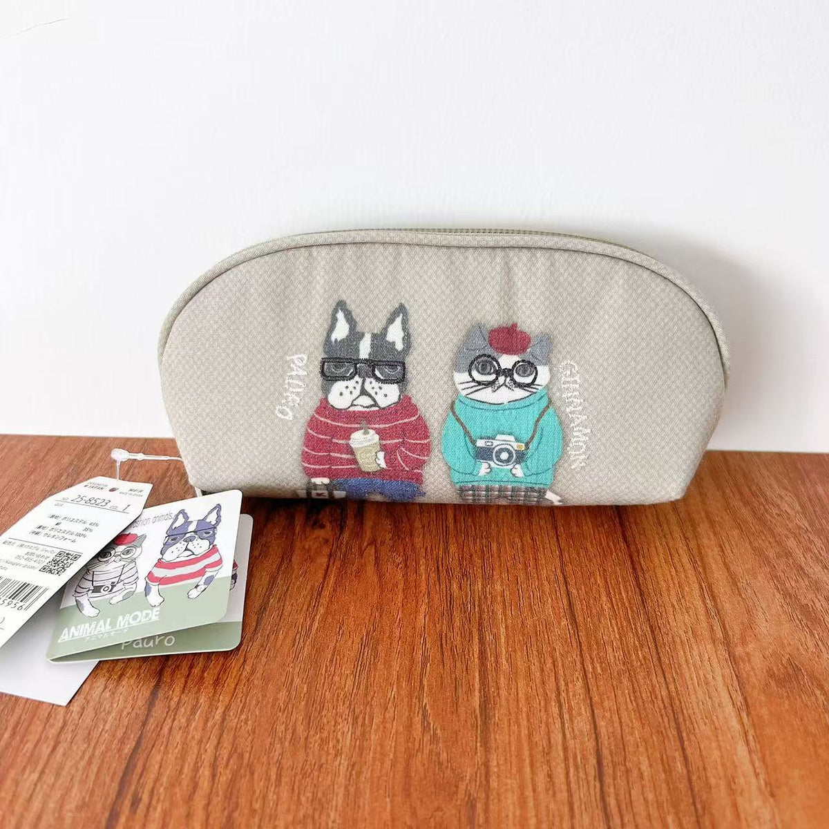 日本Kusuguru正品刺繡法鬥貓咪眼鏡盒眼鏡收納包卡通帆布402｜露西and保羅米8523-1