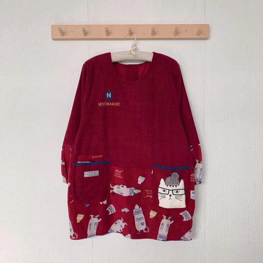 日本刷毛刺繡貓咪居家圍裙防污防油防汙罩衫反穿烘焙花藝保暖874｜酒紅色3151