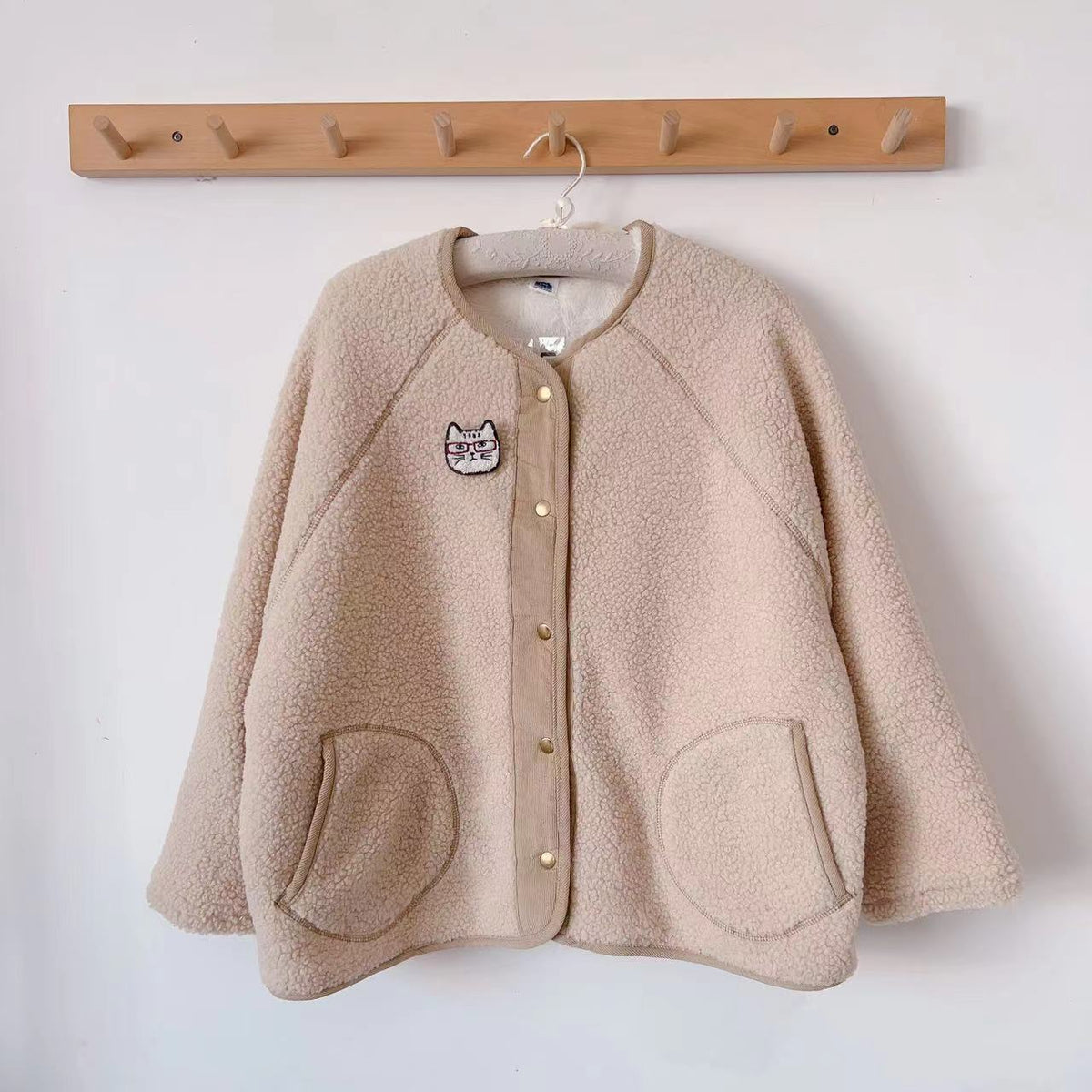 日本kusuguru加厚羊羔毛休閒女性外套USB加熱防風保暖休閒開衫974｜米色6730-1／單一尺寸