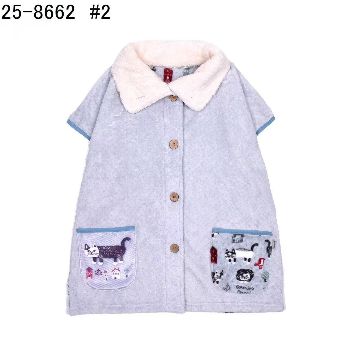 日本Kusuguru正品貓咪圖案居家服外套斗篷披肩保暖護肩法蘭絨419｜爬貓藍色8662-2