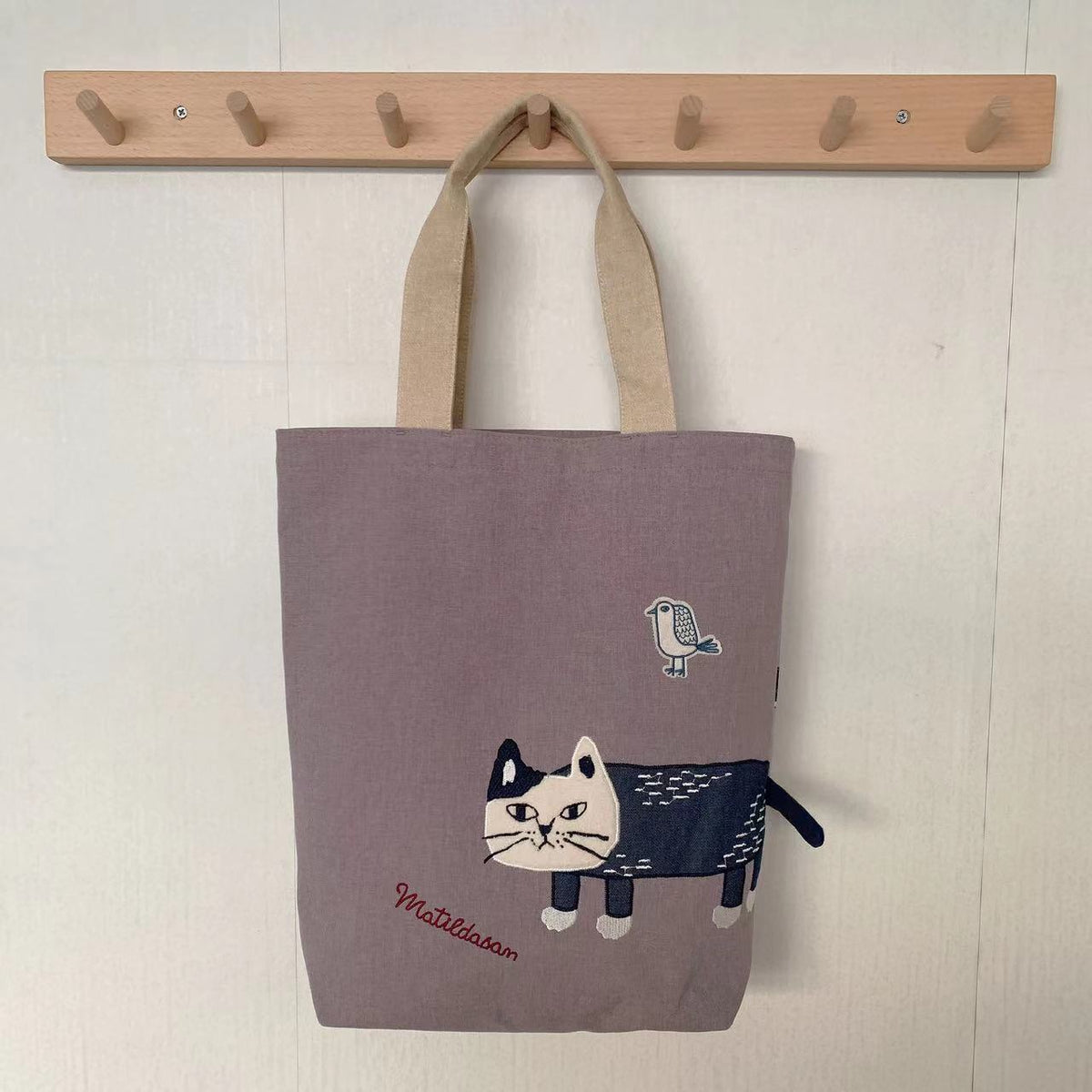 日本KUSUGURU刺繡爬貓肩背包手提包手提包補習包逛街購物通勤882｜灰 色