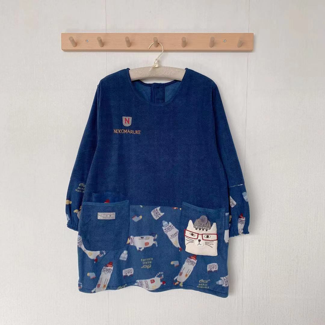 日本刷毛刺繡貓咪居家圍裙防污防油防汙罩衫反穿烘焙花藝保暖874｜藏青3151