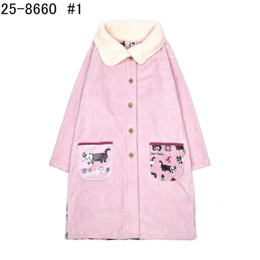 日本Kusuguru正品貓咪印花居家服法蘭絨睡衣睡袍保暖舒適浴袍419｜爬貓粉色8660-1／單一尺寸