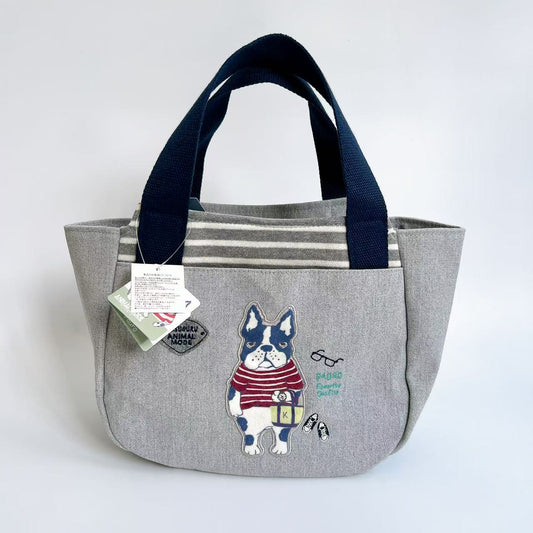 日本Kusuguru正品刺繡貓咪法鬥手提包手提包元寶包飯盒包帆布455｜保羅灰455-6
