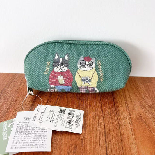 日本Kusuguru正品刺繡法鬥貓咪眼鏡盒眼鏡收納包卡通帆布402｜露西and保羅綠8523-2