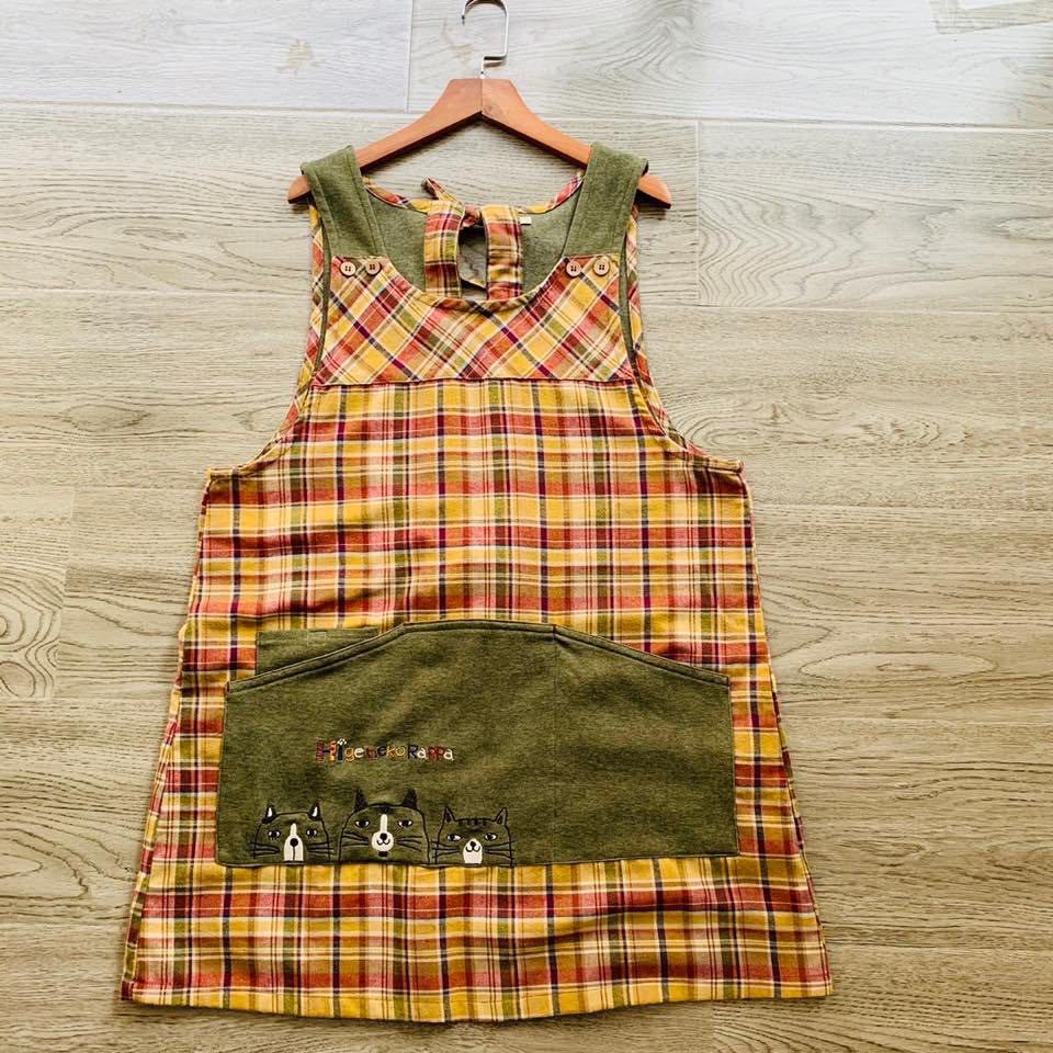 出口日本棉麻布藝刺繡貓咪居家圍裙防污防油防汙罩衫反穿烘焙花藝無袖｜綠色
