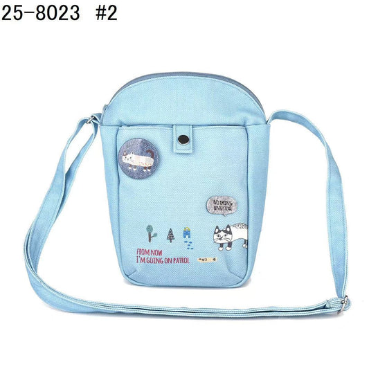 日本Kusuguru刺繡爬貓斜背包肩背包手機包帆布布藝逛街通勤301｜爬貓藍色8023-2