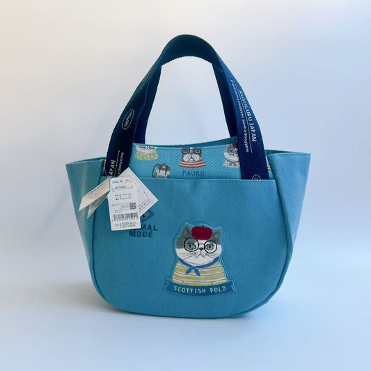 日本Kusuguru正品刺繡法鬥貓咪手提包手提包元寶包布藝通勤包502｜露西藍色9406-2