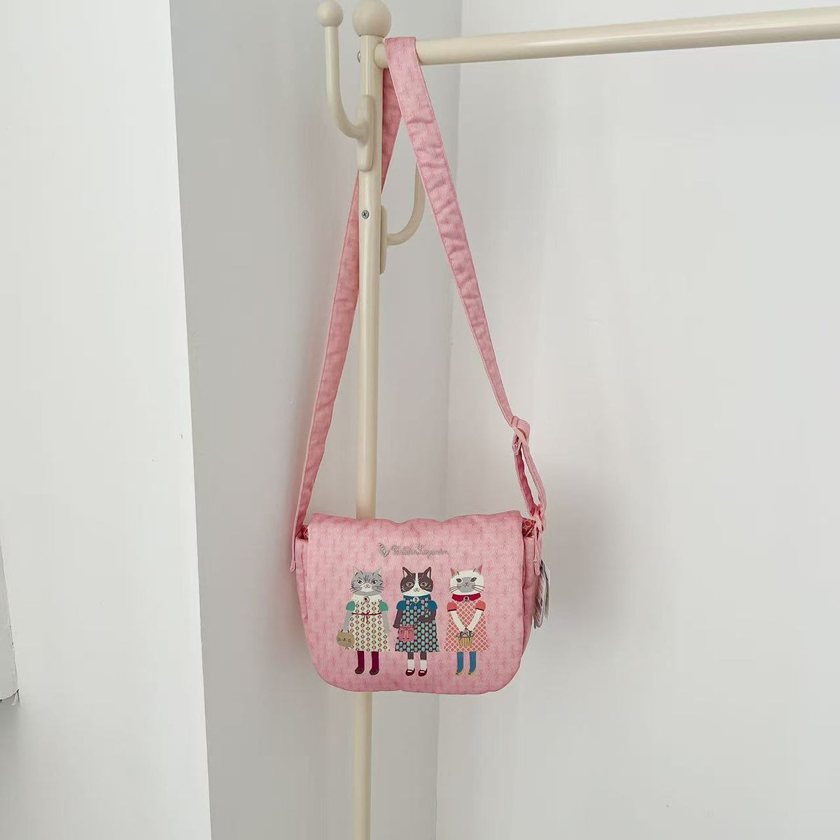 日本Kusuguru正品蜜豆公主斜背包肩背包手機包糖果色逛街購物437｜蜜豆櫻花粉8840-1