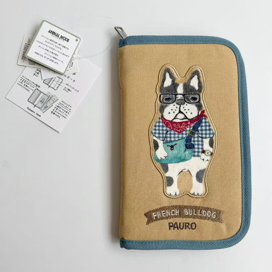 日本Kusuguru正品刺繡貓咪法鬥手帳本手機包護照包單據收納活頁88｜保羅黃色9434-1